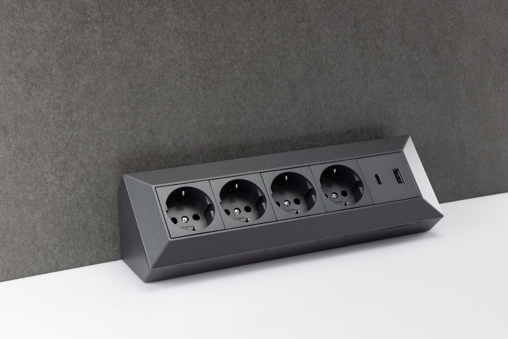 4-fach Steckdosenblock USB-A+C anthraz 250V/ 16A Aufbaumontage USB 3,1A PD