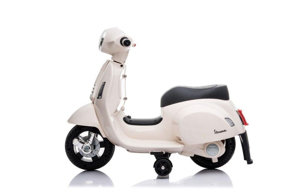 Vista lateral de la Vespa eléctrica SUN BABY mostrando las ruedas de apoyo.