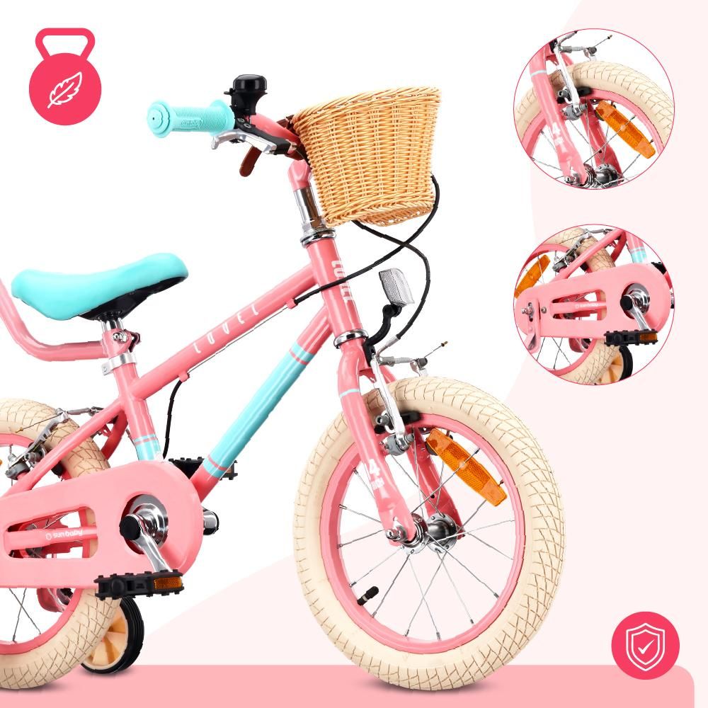 Primer plano de los frenos, cubrecadena y ruedas de la bicicleta