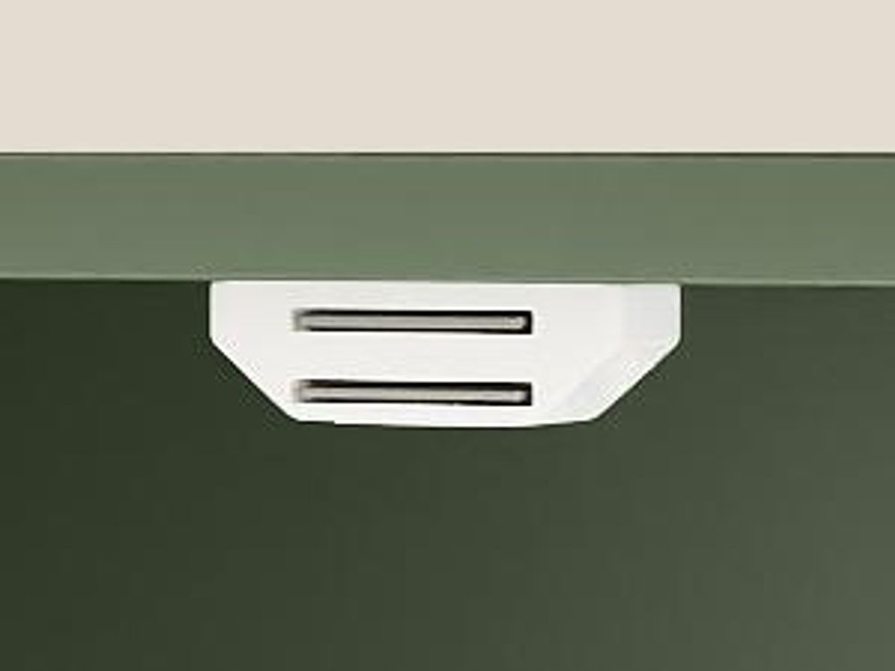 VASAGLE Badschrank mit 4 Türen, Badezimmerschrank mit höhenverstellbaren Einlegeböden, Shaker-Stil, grün