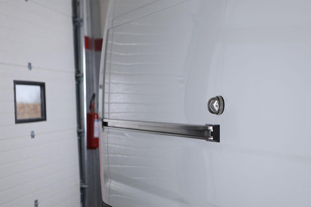 DAKEN Saturn Evo Diebstahlsicherung 2er-Set für Transporter, Kastenwagen, Schiebetür & Hecktür, Edelstahl AISI 304, 80x49 mm