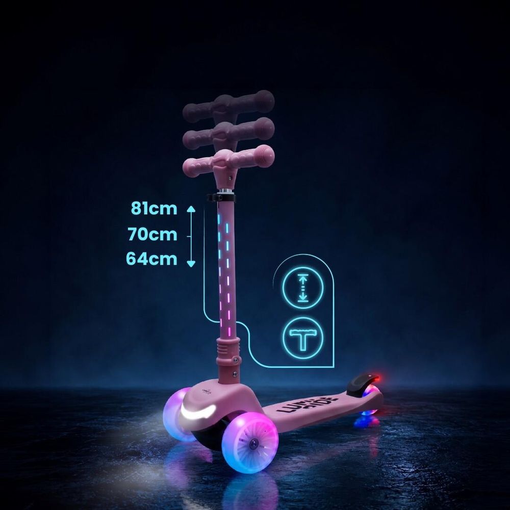 Patinete SUN BABY LUMI RIDE con manillar ajustable a diferentes alturas.