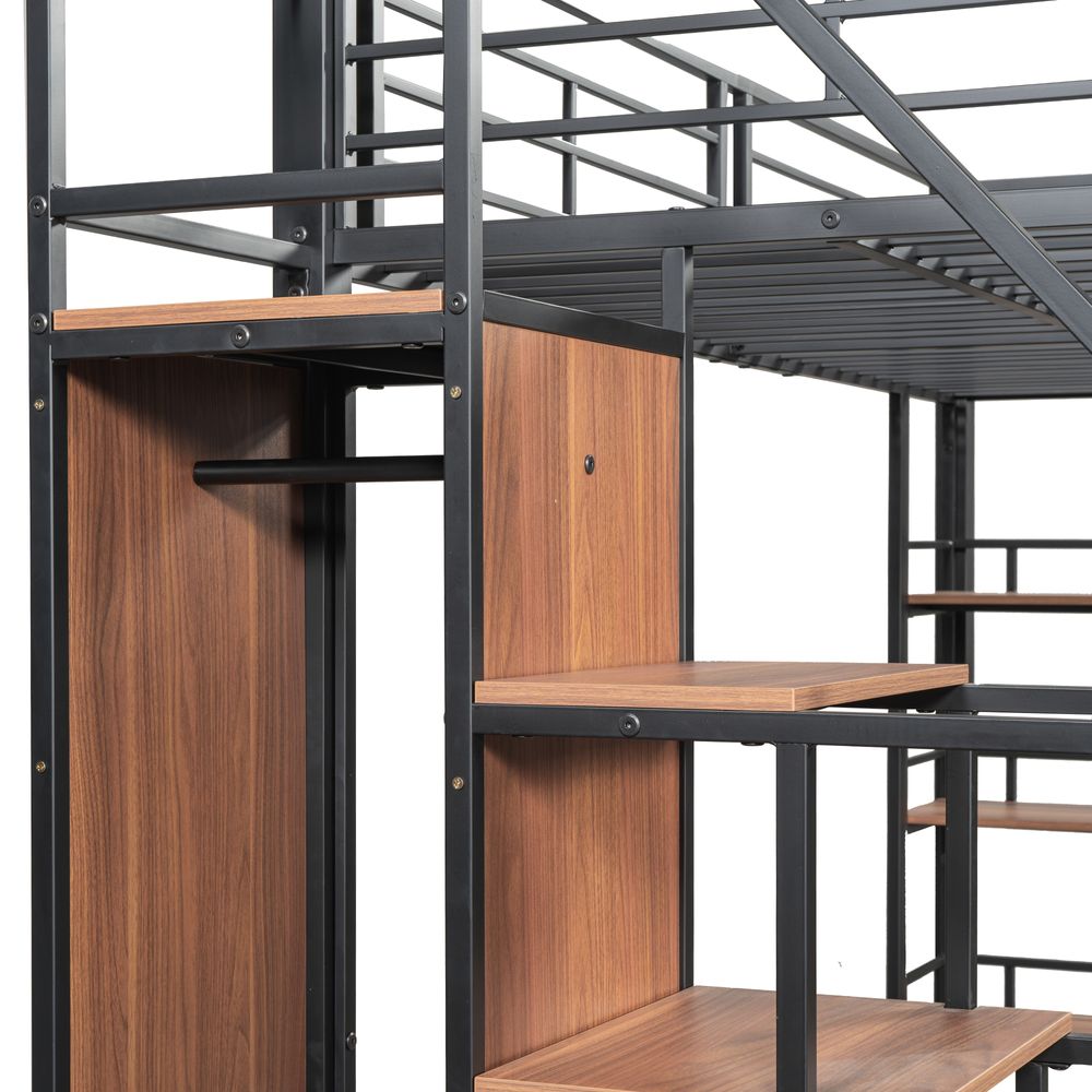 Etagenbett mit Treppe
