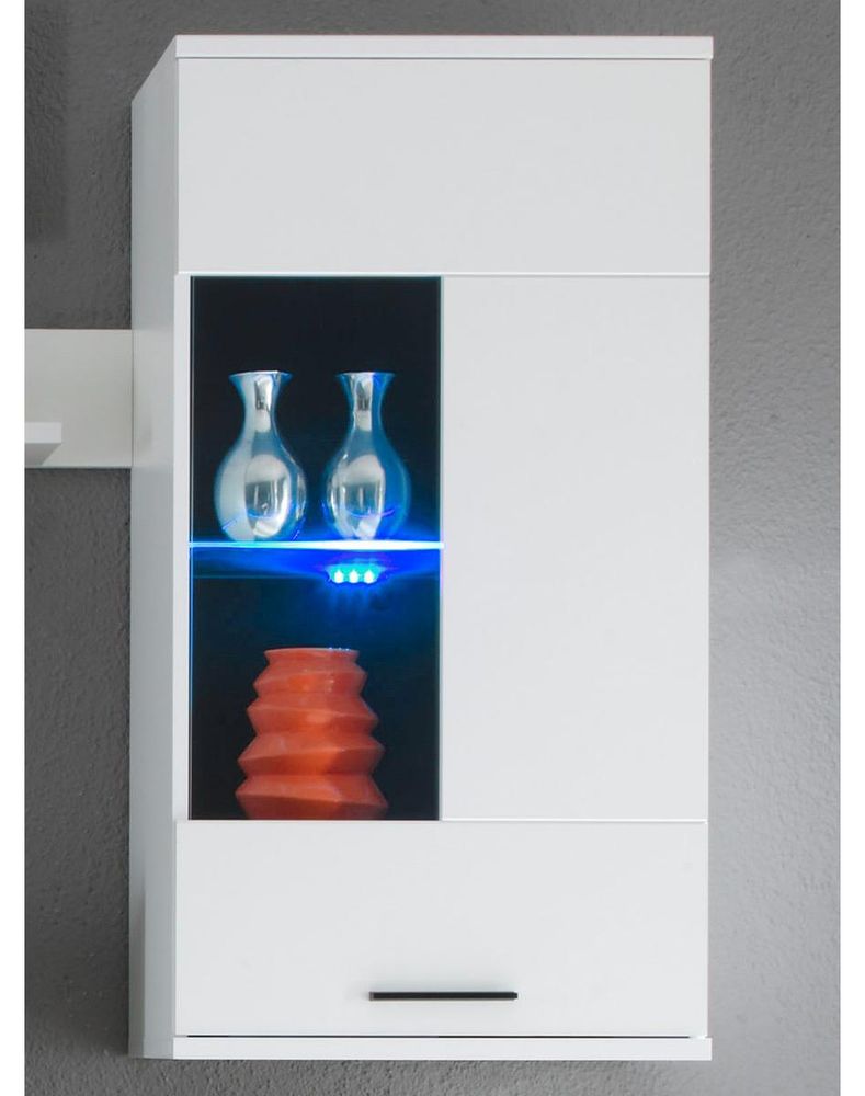 Kenton I – moderne Wohnwand mit LED-Glaskantenbeleuchtung und viel Stauraum