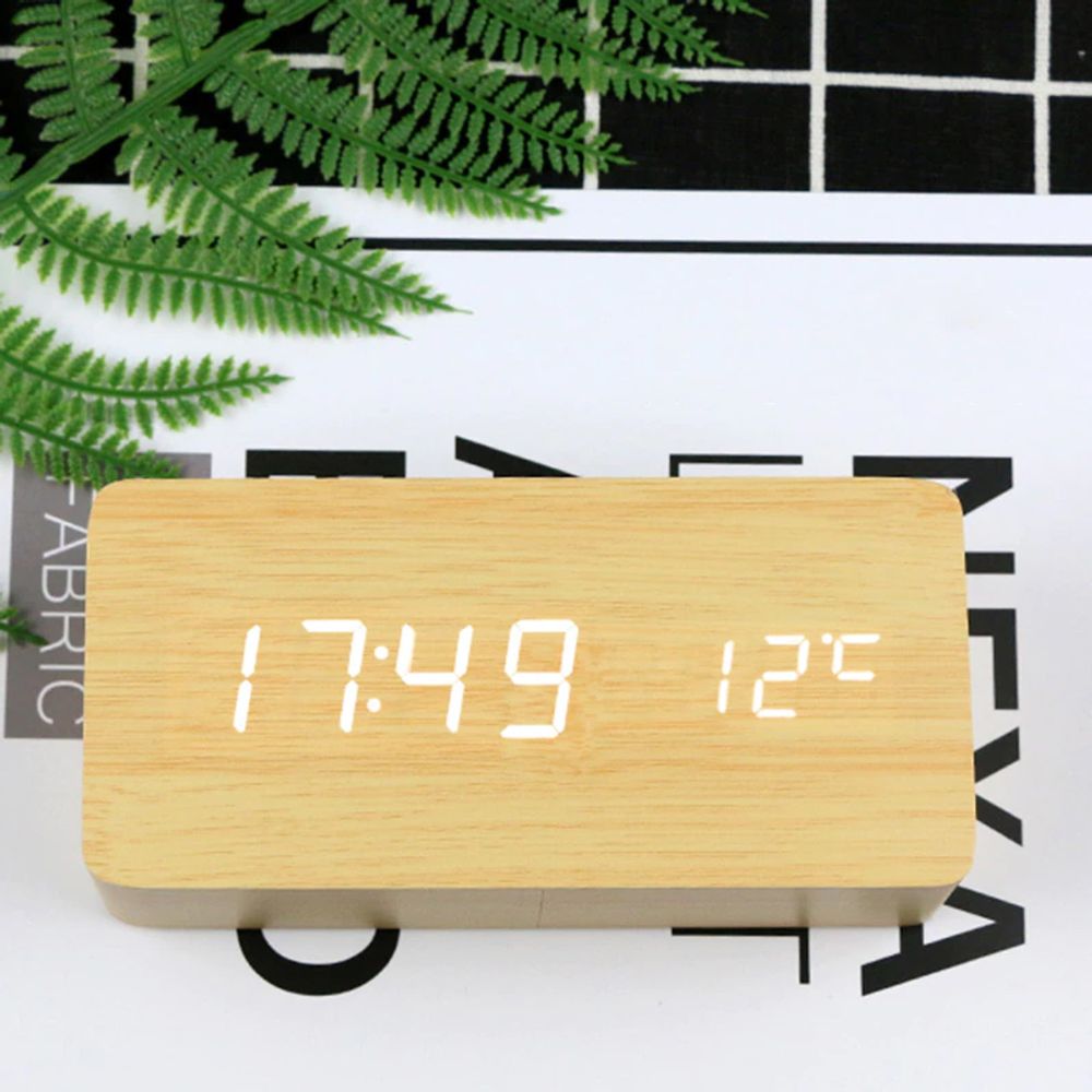 Digitaler Wecker Holz Holzoptik 3D LED Digital Digitaluhr Wanduhr Datum Temperatur 12h 24h USB Alarm Clock Schlafzimmer Büro Dimmbar Zeit Uhr Retoo