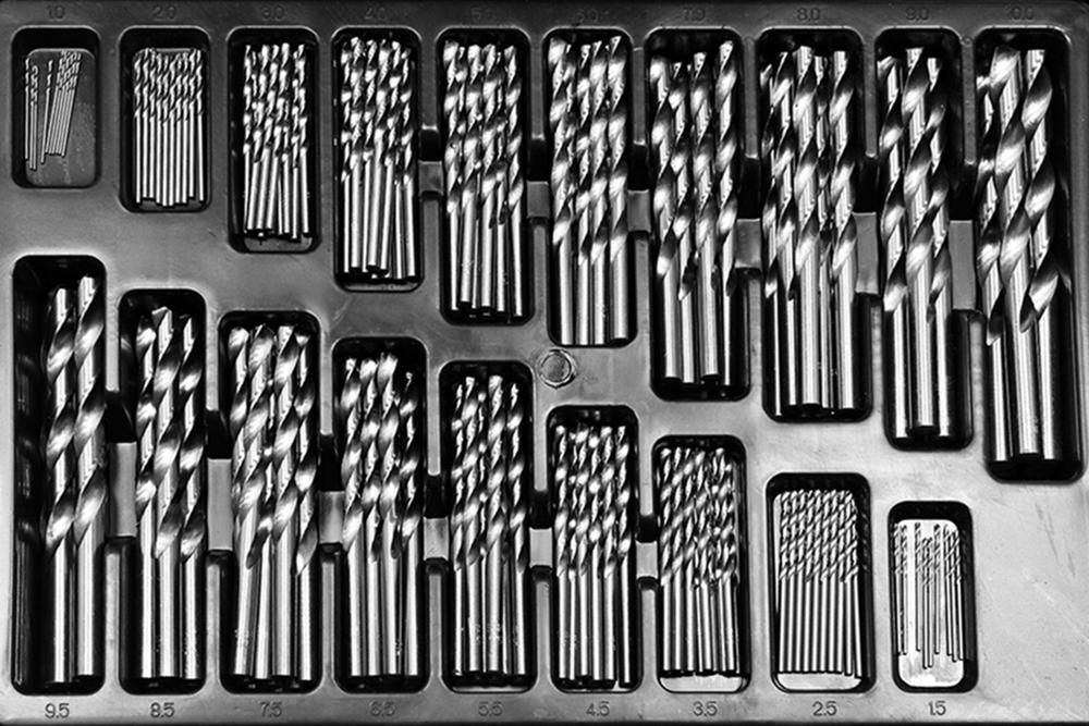 LUXTOM | Metallbohrer Set, 170-teilig, 1-10mm, Metallbohrersortiment, HSS geschliffen, Handbohrmaschine, Spiralbohrer, Schnellarbeitsstahl