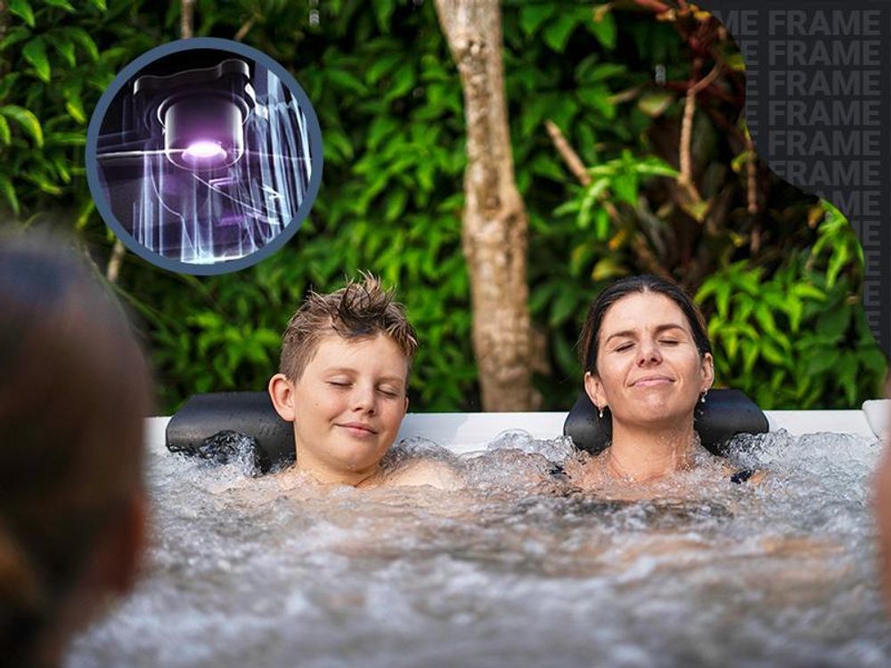 Miweba MSpa Whirlpool Frame Oslo | für 6 Personen - App Steuerung - Outdoor Pool mit Fester Außenwand - UVC-Reinigung - Hot Tub - 160x160cm - Amber