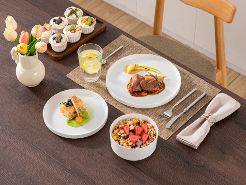 MALACASA, 18 tlg. Porzellan Geschirrset Kombiservice Tafelservice mit je 6 Speiseteller, Dessertteller, Schale, cremeweiß