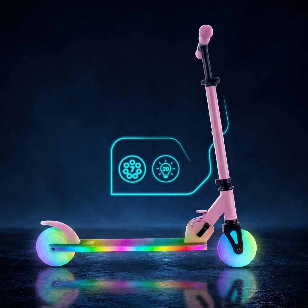 Tretroller mit leuchtenden LED-Lichtern und Anzeige der Lichtmodi