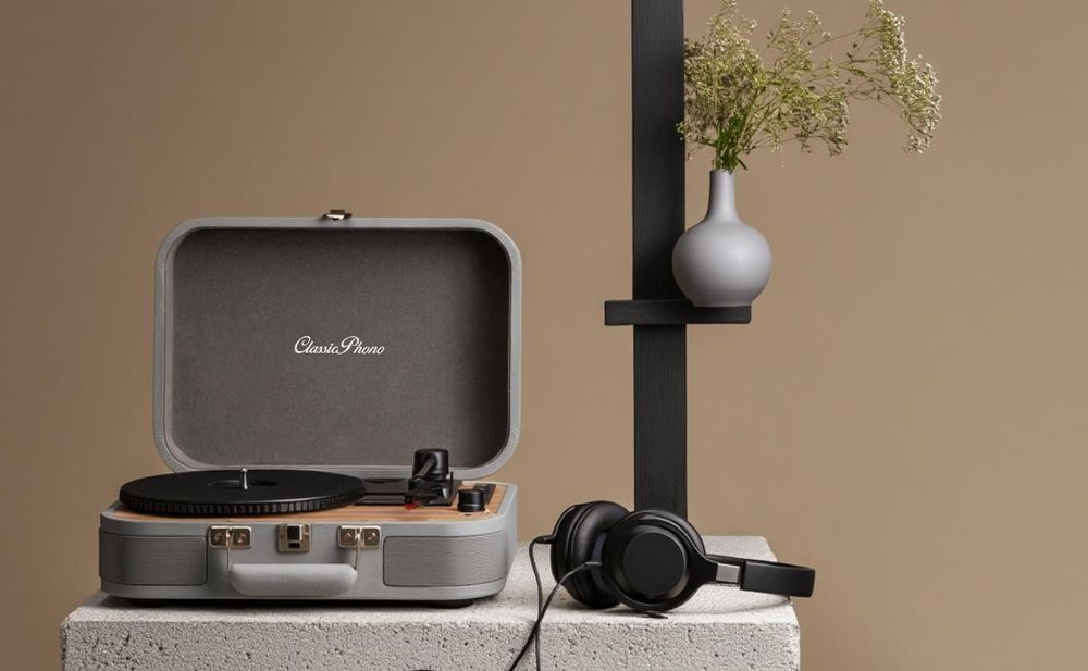Classic Phono TT-116GY - Retro Plattenspieler mit Bluetooth® und integrierten Lautsprechern - Grau