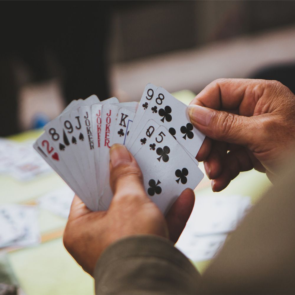 54 Spielkarten Spiel Karten Kartenspiel Pokerkarten Deck Poker Romme Canasta Bridge Skat Rot Retoo