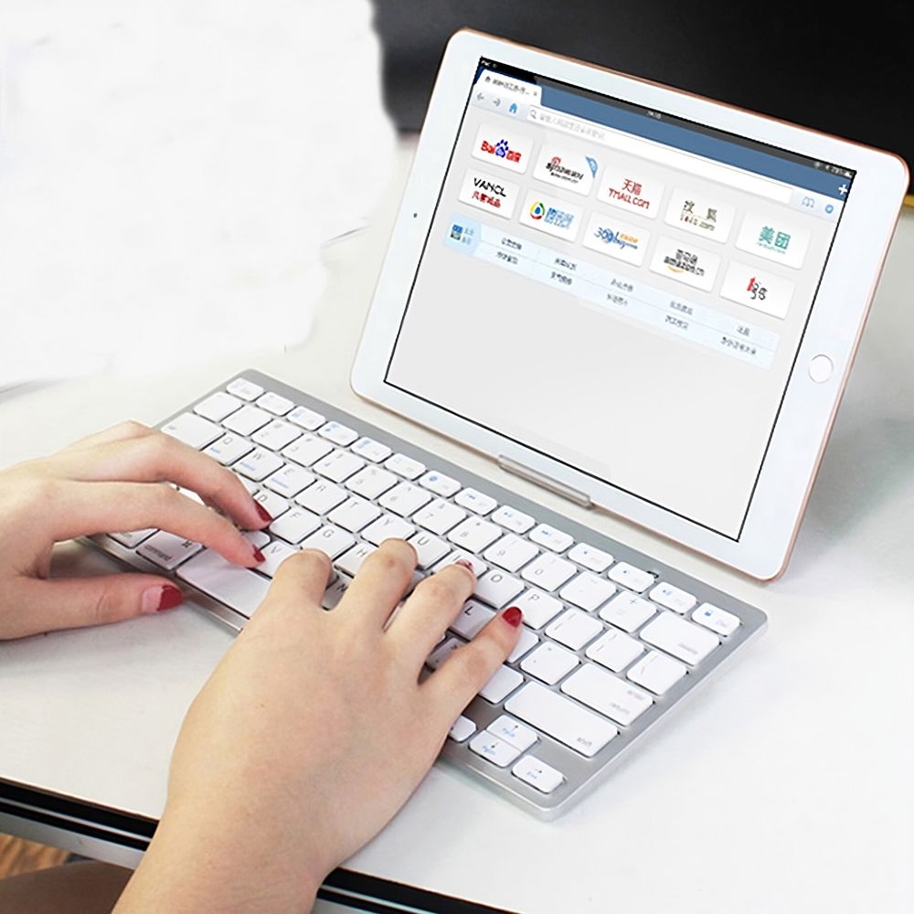 Bluetooth Tastatur Kabellose Wireless Keyboard mit Tasten QWERTY Natürliches Tippen 2,4 GHz Funkverbindung Kompatibel mit PC Notebook Laptop Retoo