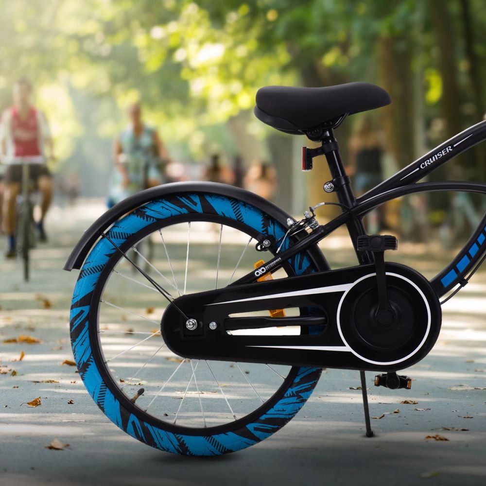Actionbikes Kinderfahrrad Cruiser 18 Zoll | Kinder Jugend Fahrrad - V-Brake Bremsen - Kettenschutz - Seitenständer - 5-8 Jahre (Schwarz/Blau)