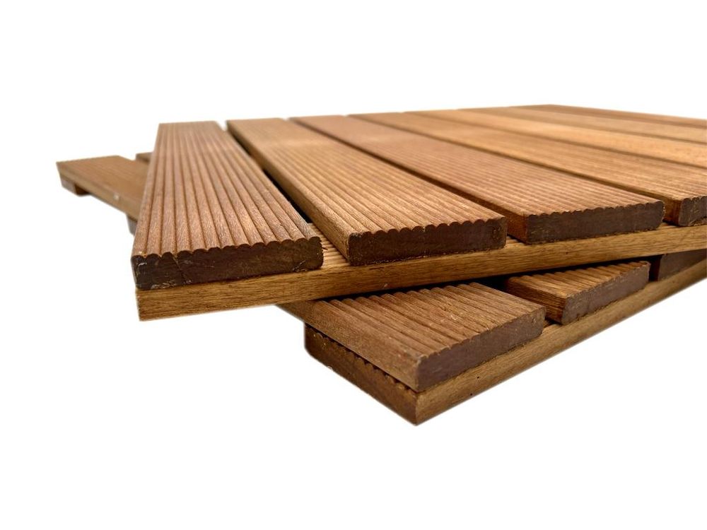 Terrassenfliese Bangkirai Holzfliese