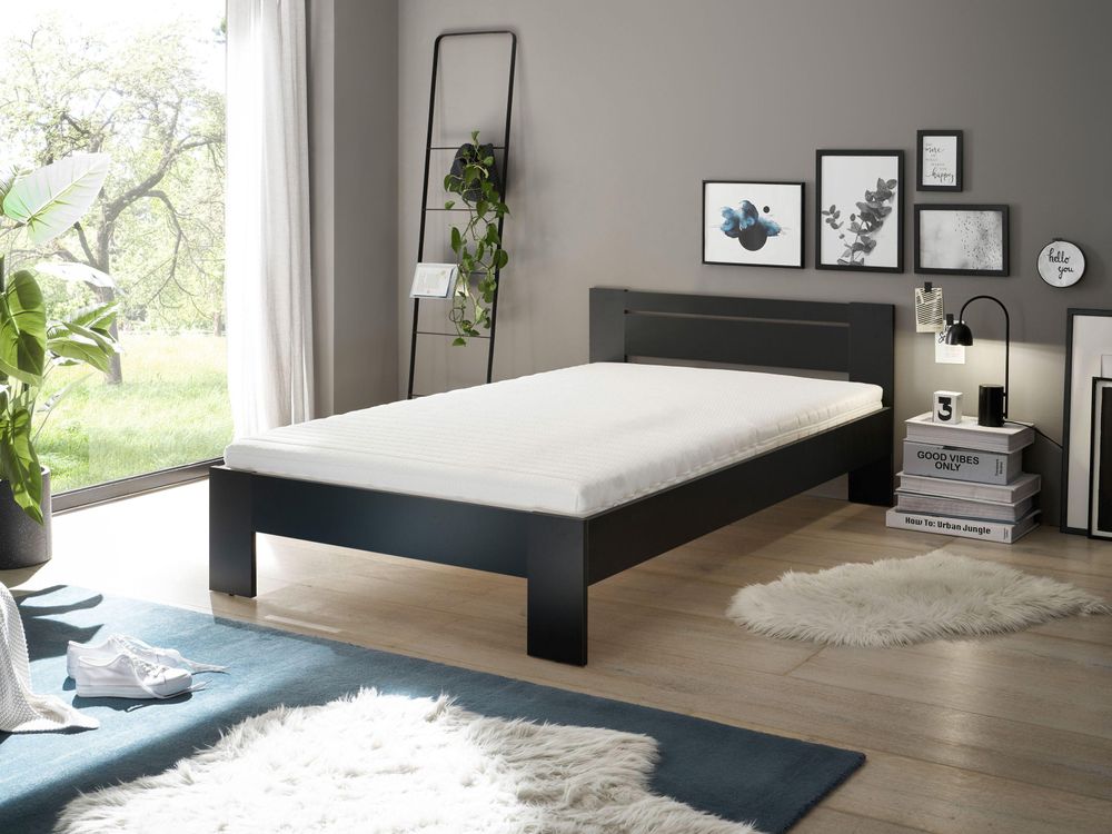 Futonbett Cannes schwarz – Futonbett mit minimalistischem Design und bodennahem Schlafkomfort