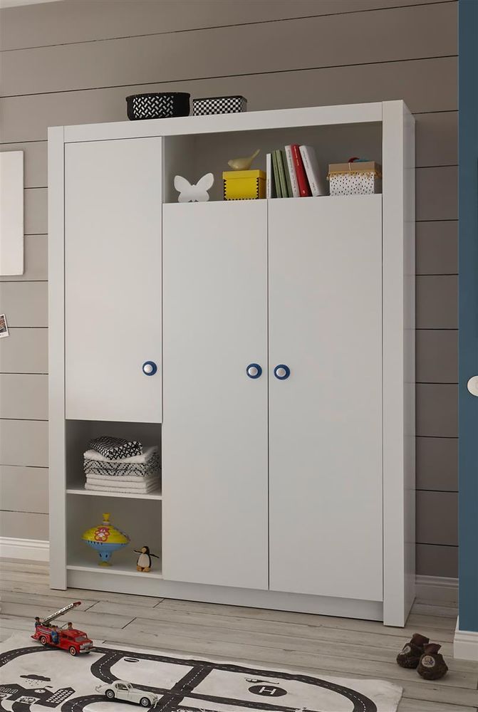 Babyzimmer PAULA – Kleiderschrank mit viel Stauraum und pflegeleichten Oberflächen