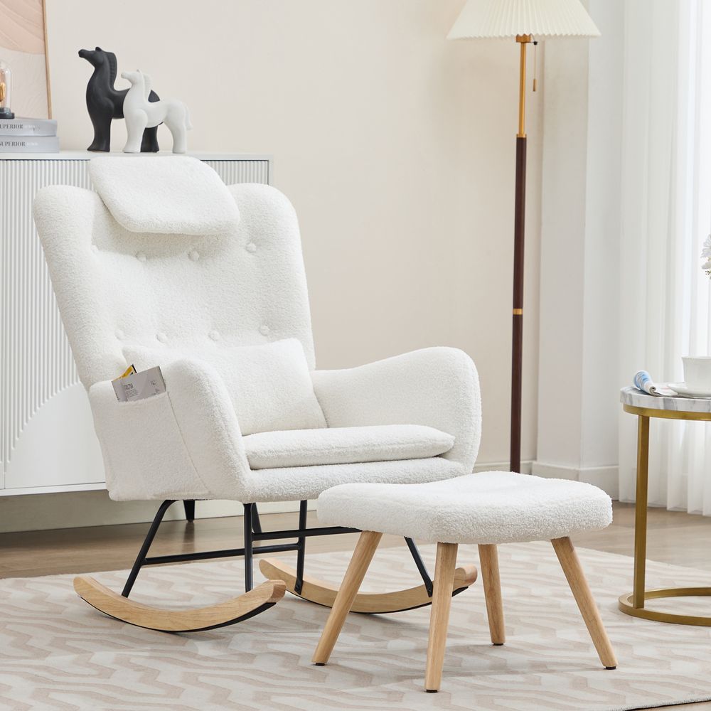 Merax Schaukelstuhl mit Hocker – Relaxstuhl aus weichem Teddysamtstoff, ergonomisches Design mit Nacken- & Lendenkisse, Metallrahmen & Holzbeinen