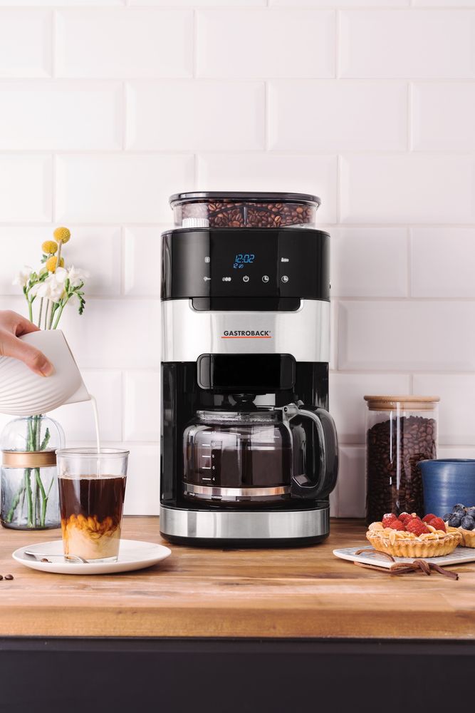 Gastroback 42711 Kaffeeautomat Grind&Brew Pro 12 Tassen 900Watt Edelstahl/schwarz, Filterkaffeemaschine, 1,5 l, Kaffeebohnen, Gemahlener Kaffee, Eingebautes Mahlwerk, 900 W, Schwarz, Edelstahl