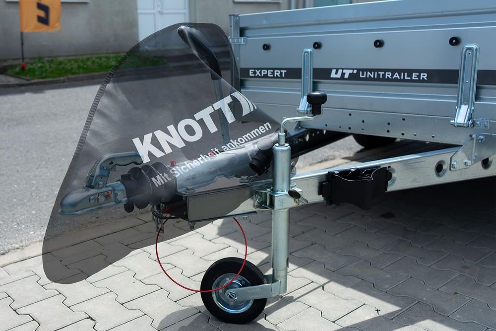 Kryt pro nájezdovou brzdu - univerzální