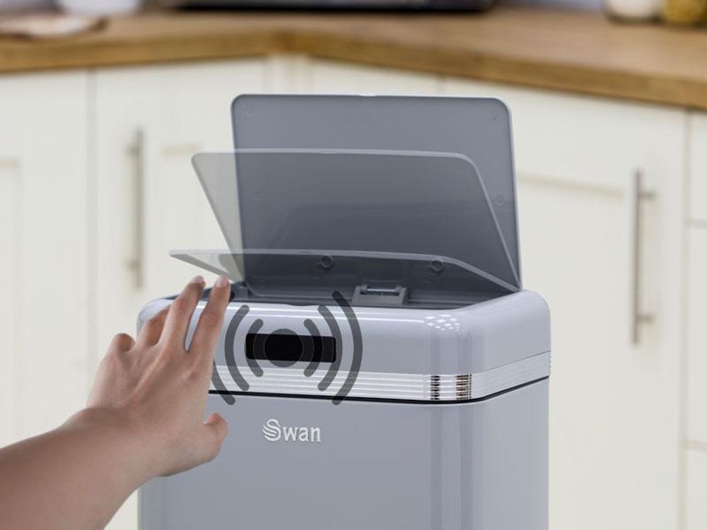 SWAN SWKA4500RNEU Retro Mülleimer mit Automatisch öffnender Sensor, Metall, 45 L, Vintage-Design Rot