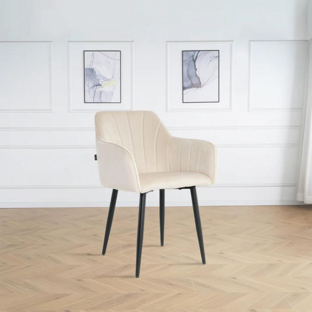 Lina® Rio Samt Esszimmerstühle 2er Set Creme – Mit Armlehnen & schwarzen Metallbeinen – Ideal für Wohnzimmer, Büro & Esszimmer