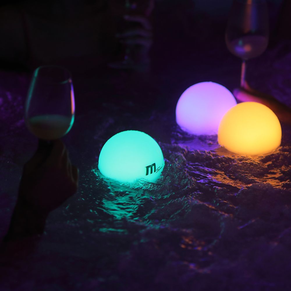 Miweba Mspa Whirlpool schwimmende Ambientebeleuchtung | Poolbeleuchtung - Wasserdicht - Schwimmleuchte - Pool LED Lampe - 16 Farben - 5 Lichtmodi