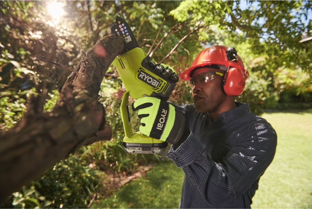 ONE+ Akku-Astsäge RY18PSX10A-0, 18Volt (grün/schwarz, ohne Akku und Ladegerät)