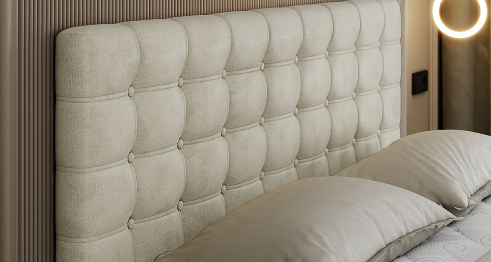 Vergrößern Sie das Kopfteil des Boxspringbettes, das Foto zeigt beige Stoff