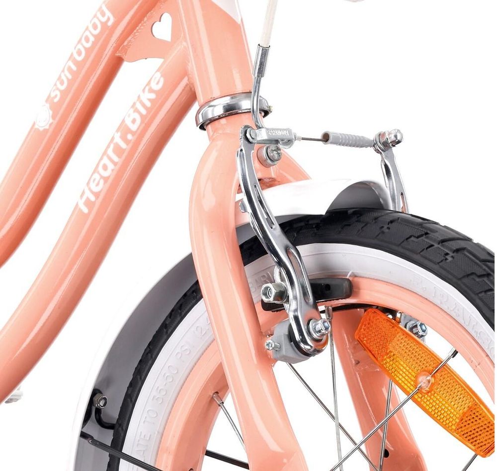 Nahaufnahme der V-Brake am Vorderrad des Kinderfahrrads