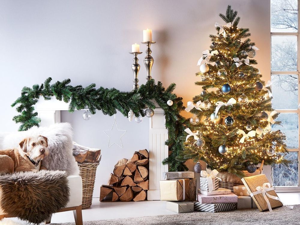 Stilvolle Christbaumkugeln & Baumschmuck für festliche Weihnachtsmomente
