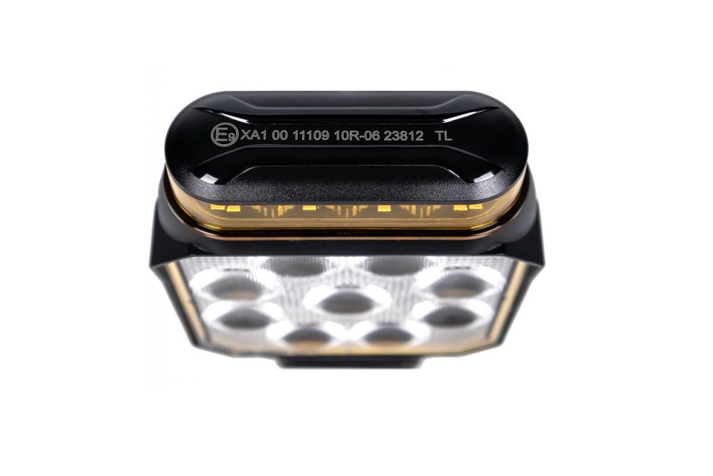 KAMAR L2500 LED výstražné/zpětné světlo se 2 funkcemi