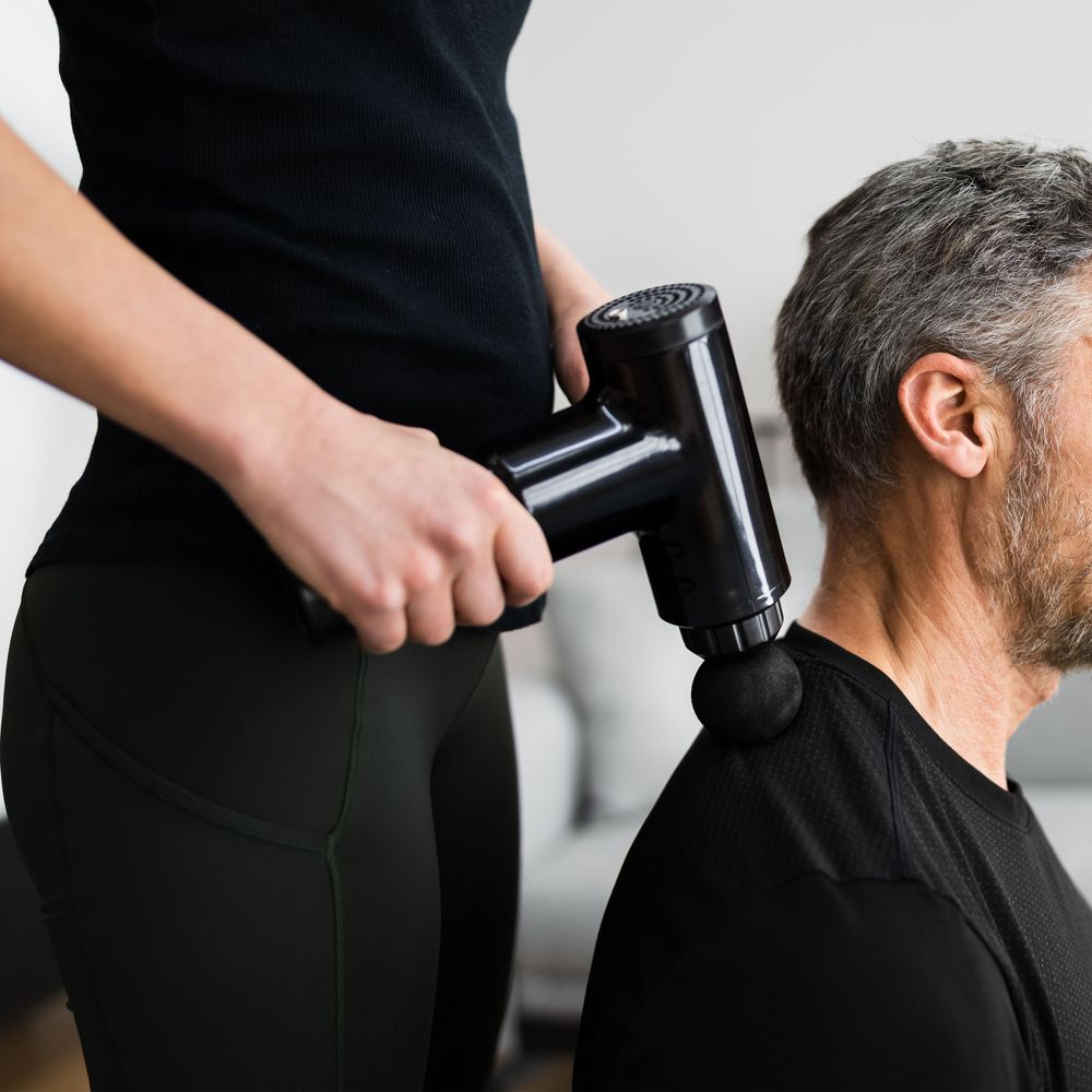 Massagepistole Elektrische Massage Gun LED Muskelmassagepistole Nacken Schulter Muskel 4 Geschwindigkeiten Rücken Massager Tissue Köpfe Retoo
