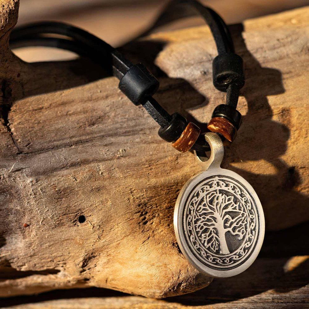 Lebensbaum Tree of Life Lederhalskette