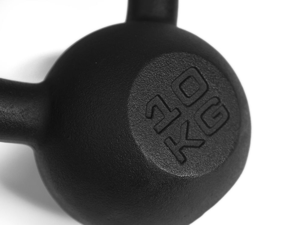 Zipro Kettlebell 10 kg Gusseisen – Massives Kugelhantel Gewicht für Crossfit Krafttraining Pulverbeschichtetes Guss-Eisen Ergonomischer Griff Swings