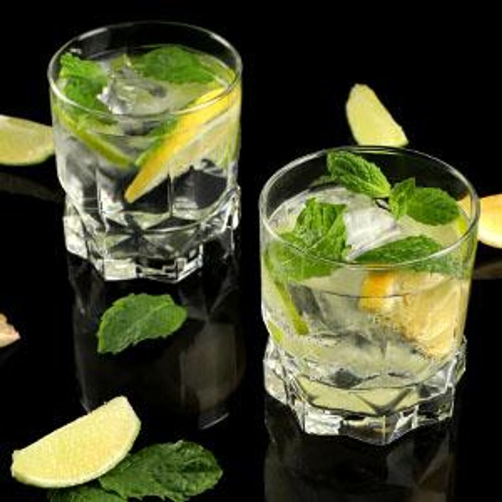 KADAX Trinkgläser, 6er Set, Wassergläser, Saftgläser aus Glas, Gläser für Wasser, Drink, Saft, Party, Garten, Universalgläser, Cocktailgläser, Getränkegläser, modernes Design (325ml, Niedrig)