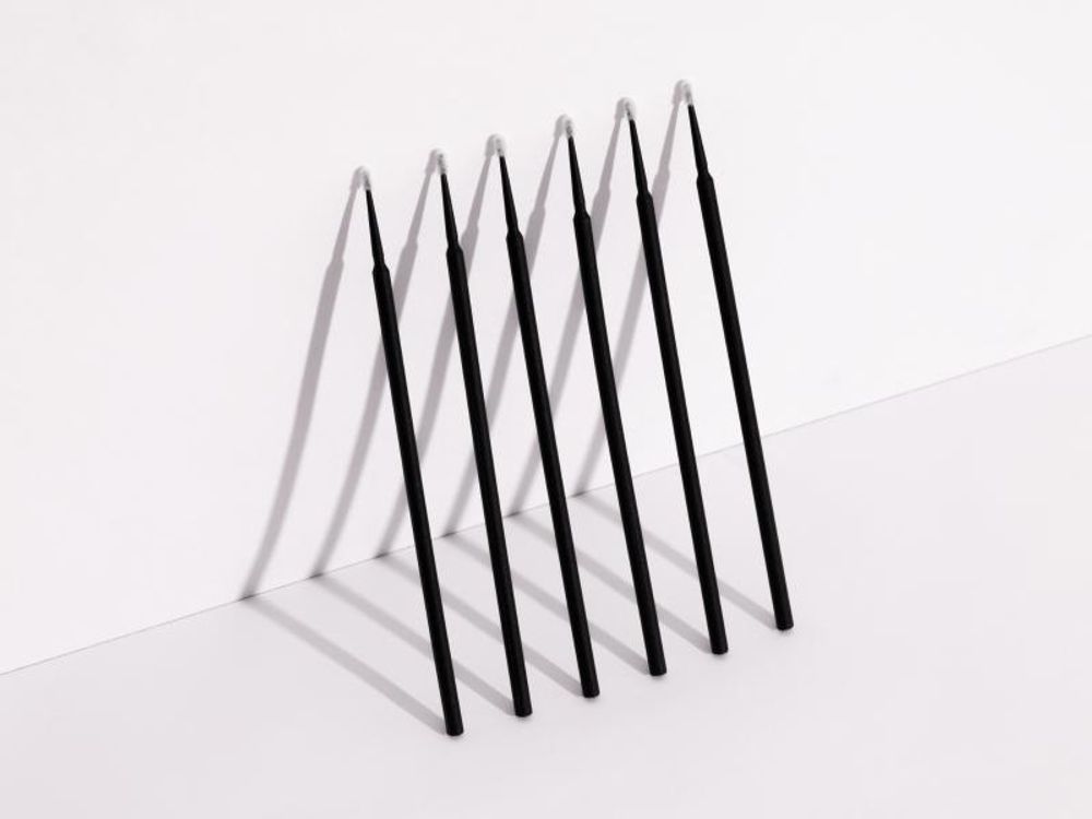 Nanolash Microbrush Applicators Bezwłókienkowe aplikatory do rzęs 1.5mm, 100 sztuk