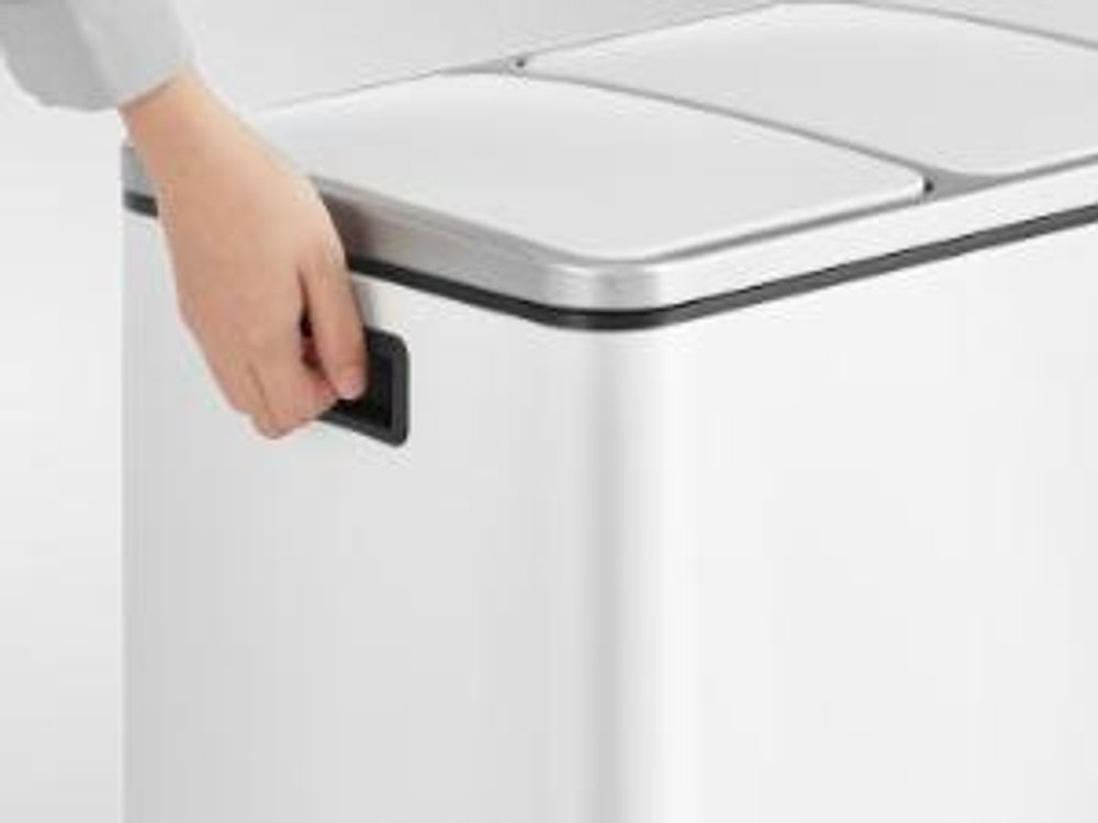 SONGMICS Mülleimer Mülltrennsystem, 3 x 18 L, ergonomisch, 3 Fächer, Küche