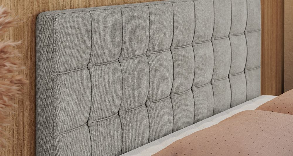 Vergrößern Sie das Kopfteil des Boxspringbettes, das Foto zeigt grau Stoff
