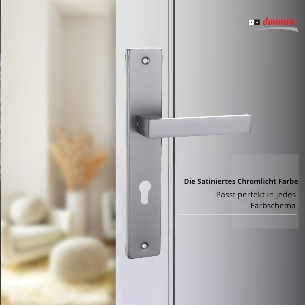 DOMINO Türgriff 72 Drückergarnitur PZ - Profilzylinder Set | Türklinke für Zimmertür, Bürotür, Kellertür & Innentür | L-Form | Türbeschläge aus Aluminiuml | Satin Chrome Light Türdrückergarnitur | QUBIK M45