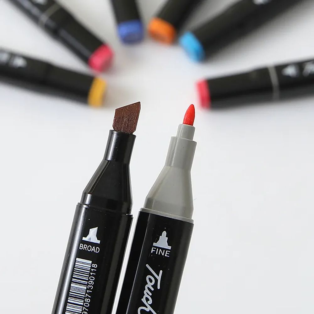 80 Farbige Sketch Stift Set Twin Marker Duo-Fasermaler Alkoholmarker Doppelseitige Permanent Marker mit Tragetasche für Künstler Erwachsene Retoo