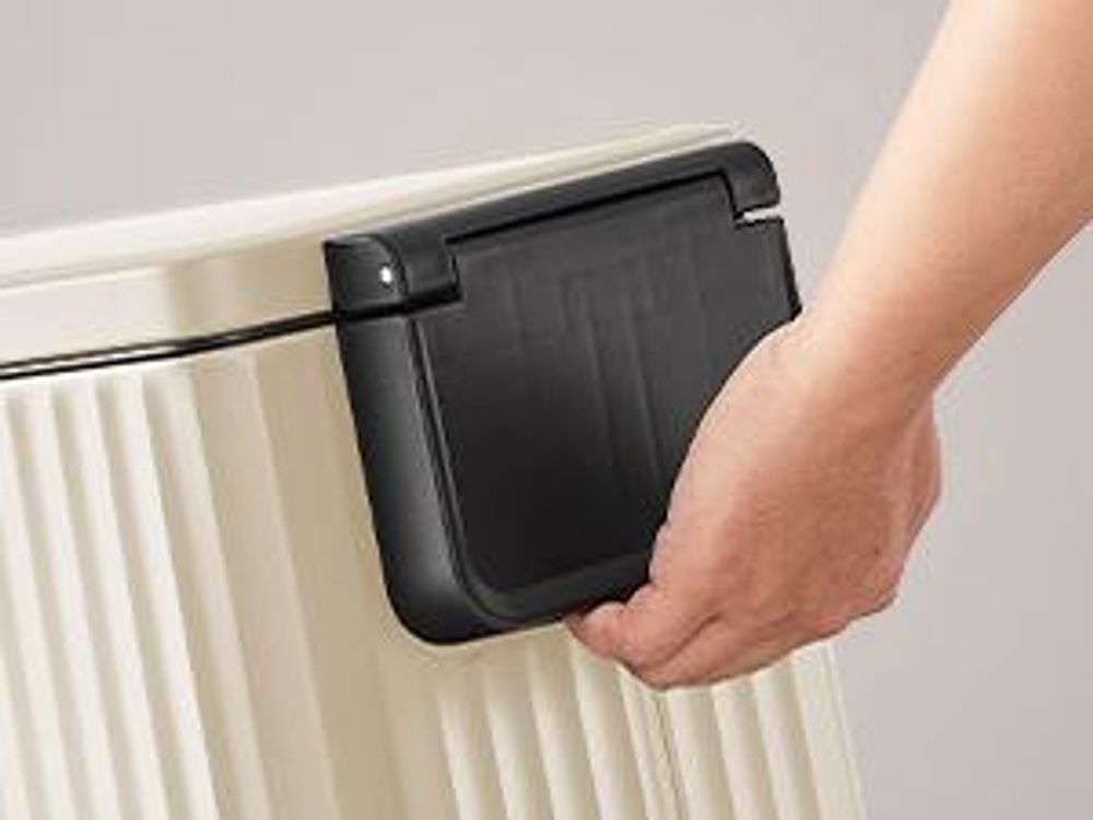 SONGMICS Mülleimer Küche 50 L, Tretmülleimer mit Softclose-Deckel, herausnehmbarer Inneneimer, Stahl, 15 Müllbeutel, creme