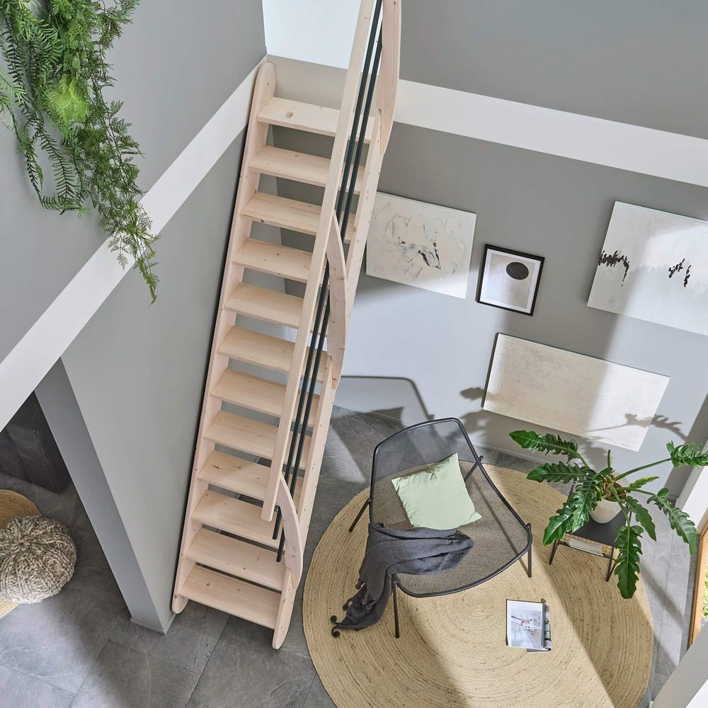 Raumspartreppe Intercon Living in Fichte, einseitiges Geländer | Holztreppe mit 12 Stufen für Geschosshöhen bis 285 cm