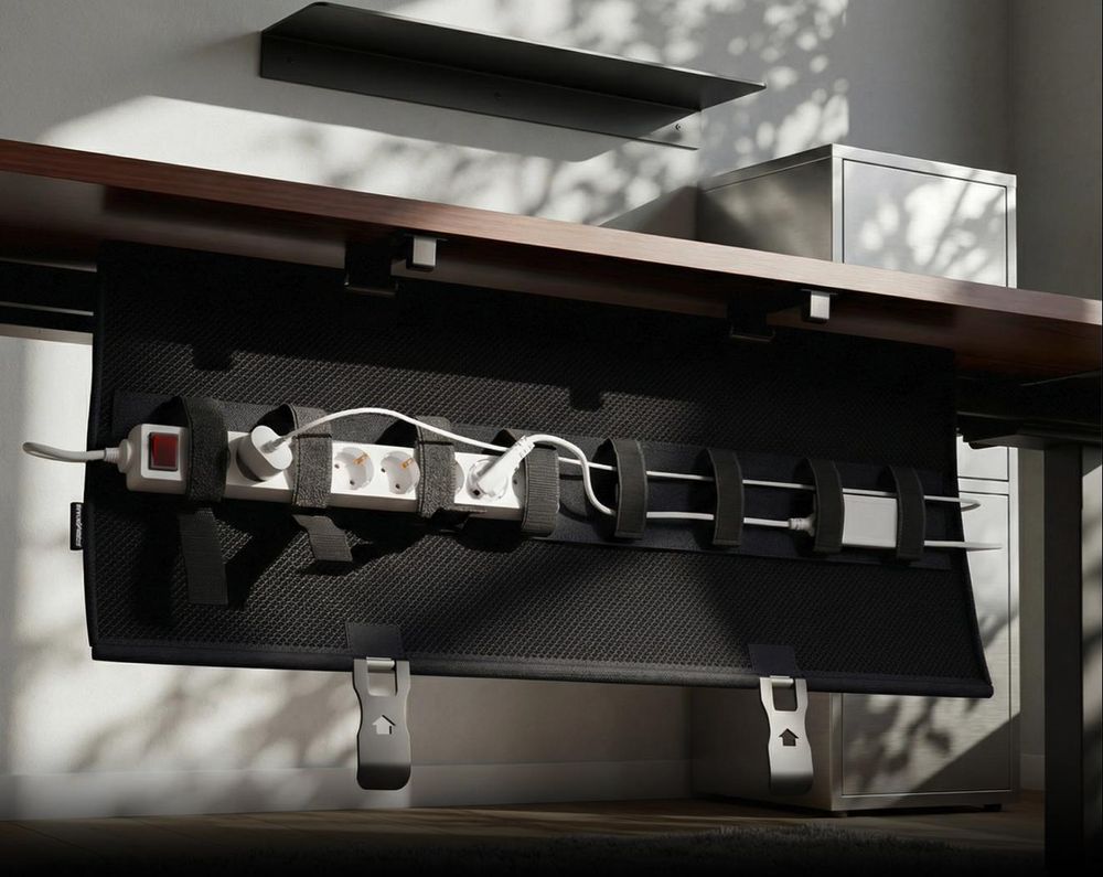 DESKSPACE® Kabelwanne Schreibtisch Kabelmanagement - Beidseitig Klappbarer Kabelkanal - Cable Organizer für den Schreibtisch - 94 cm (Schwarz)