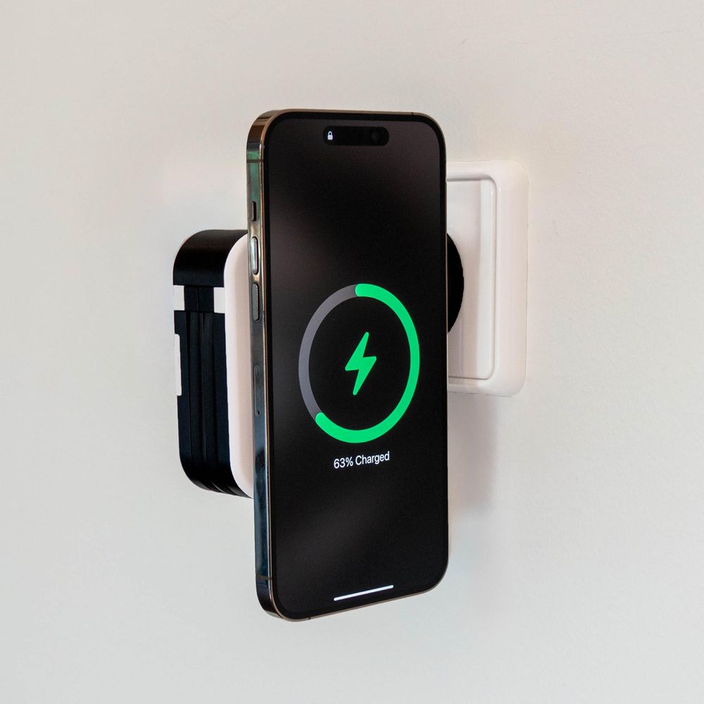 CHEROY ChargePack Multi - 5 in 1 Travel Power Bank - 10.000mAh Kabelloses Ladegerät - Weltstecker - Reisestecker - Schnellladegerät - MagSafe kompatibel - Schwarz