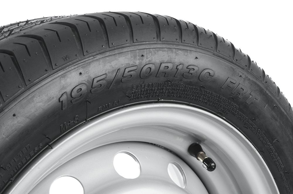 UNITRAILER Komplettrad 195/50 R13C 900 kg für schwere Anhänger und Wohnwagen