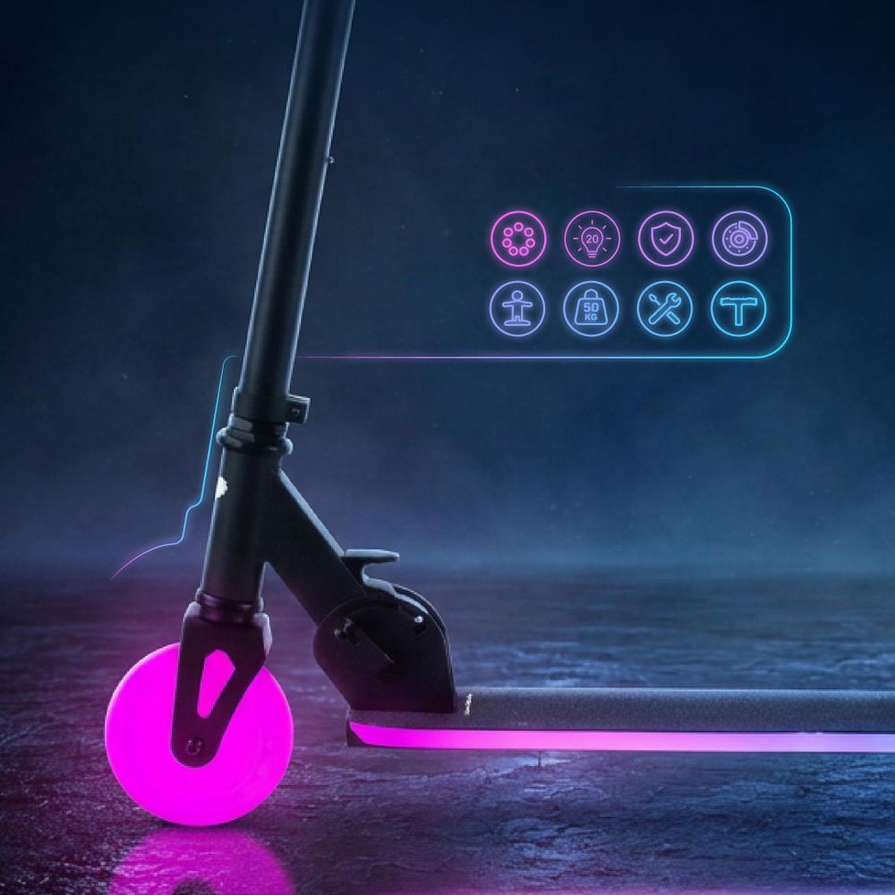 Nahaufnahme des Vorderrads mit LED-Beleuchtung und Symbolen