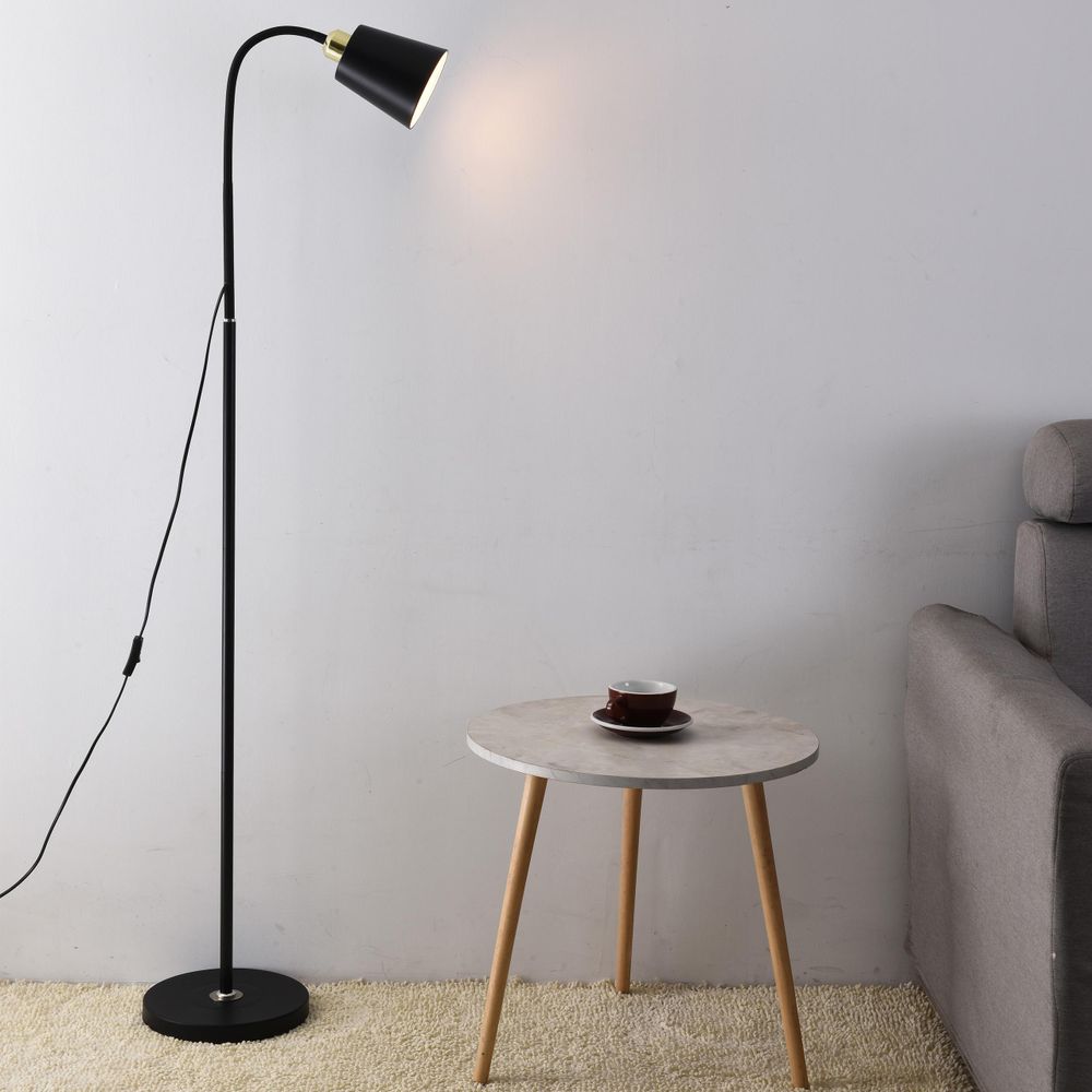 MasterLED Stehlampe E27 schwarz-gold mit Schwanenhals 145 cm Koko