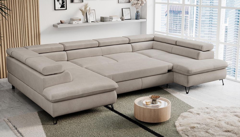 Beige Ecksofa aus weichem Velvet Stoff. Foto zeigt Schlaffunktion