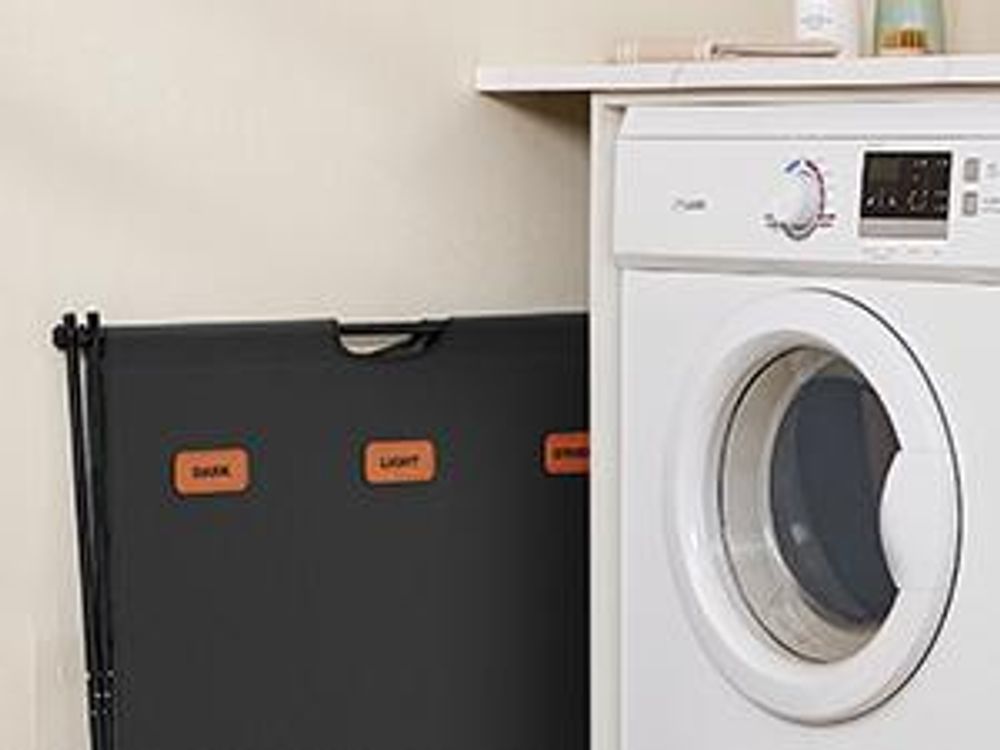 SONGMICS Wäschekorb, Wäschesammler 135 Liter, Wäschebox, klappbares X-Gestell