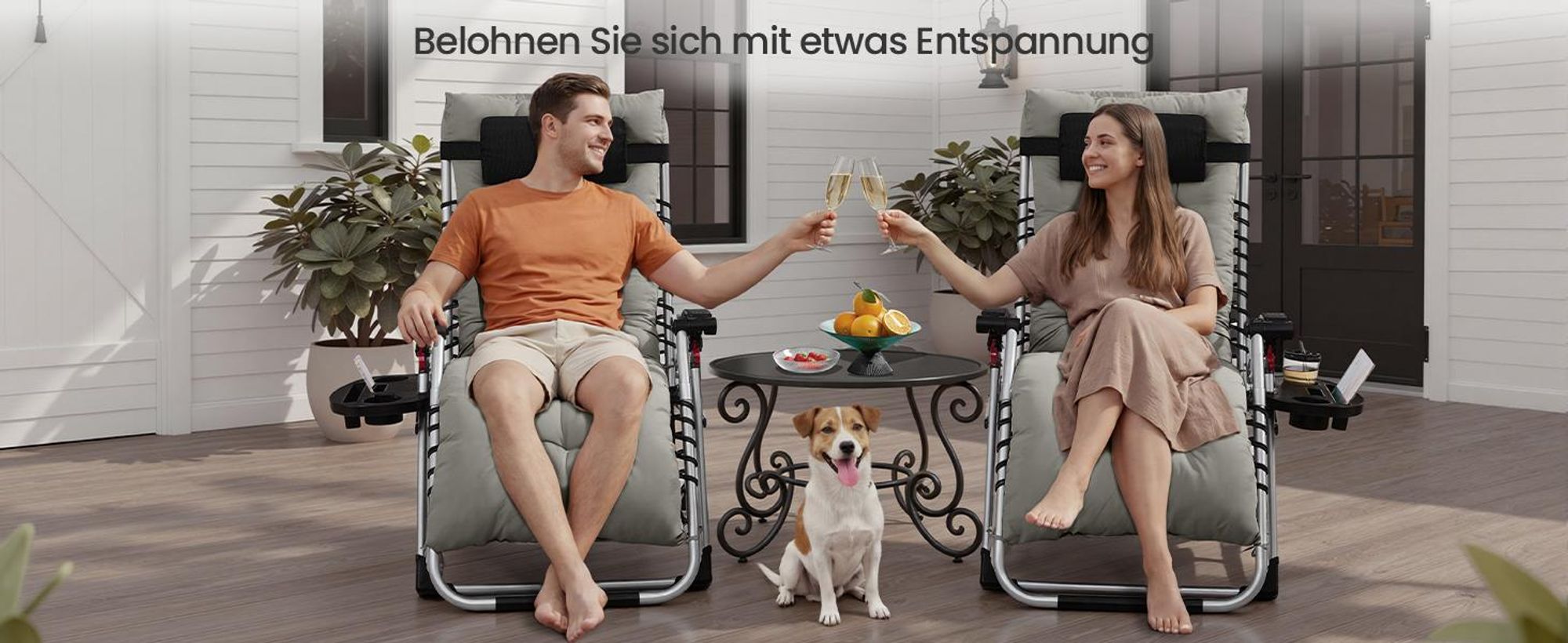 SONGMICS Klappbare Relaxliege mit Stahlrahmen, abnehmbarem Kissen, Liegestuhl für Garten und Balkon, Tasche, Tablett, hellgrau